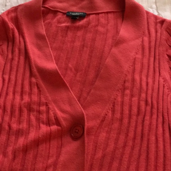 Tops - Picture 6 of 7